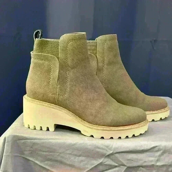 Dolce Vita Sage Canvas Huey Ankle Boots - Picture 2 of 4